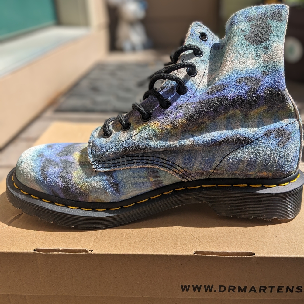 Blue and Green Lace-Up Boots - Picture 5 of 5